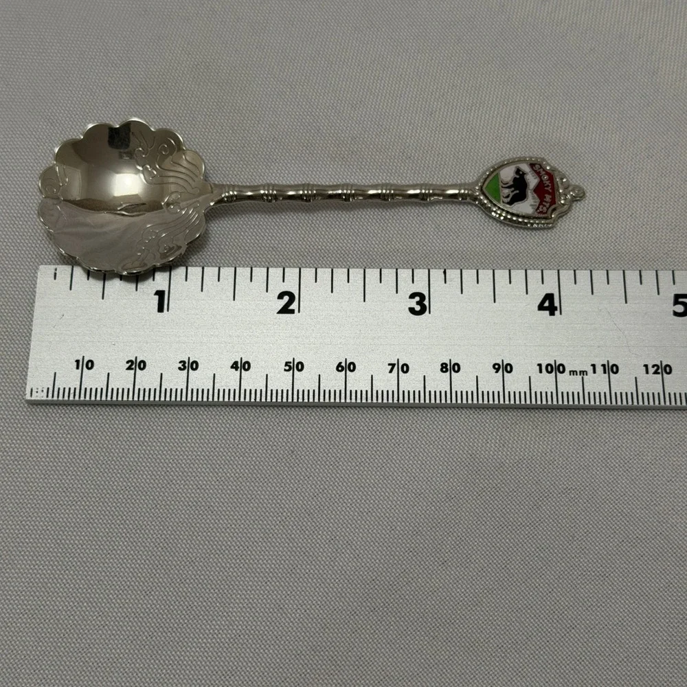 Smoky Mountains USA Souvenir Spoon Bear‎ Shield Silver Tone Travel Decor Vintage